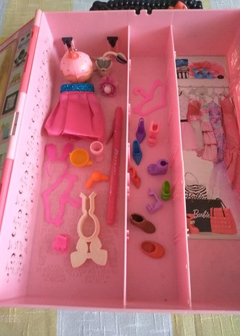 Barbie Pembe Oyuncak Dolap ve Puzzle Seti - Görsel 4