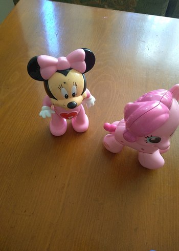 Renkli Çeşitli Oyuncak Bebekler ve Hayvanlar - Görsel 9