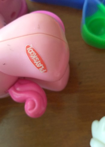 Renkli Çeşitli Oyuncak Bebekler ve Hayvanlar - Görsel 8