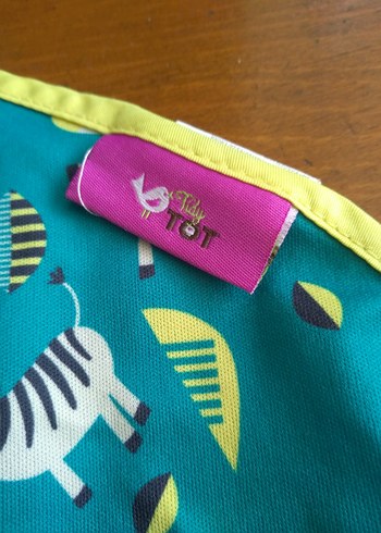 Renkli Baskılı Bebek Önlüğü - Görsel 4