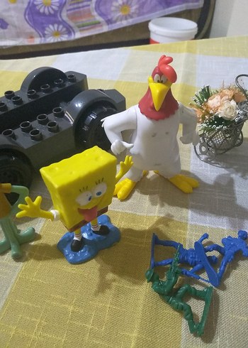 Renkli Çeşitli Oyuncak Seti - Görsel 4