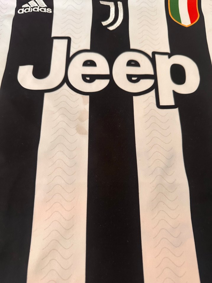 Erkek Siyah Beyaz Çizgili Kısa Kollu Forma bjk 152 boy - Görsel 3