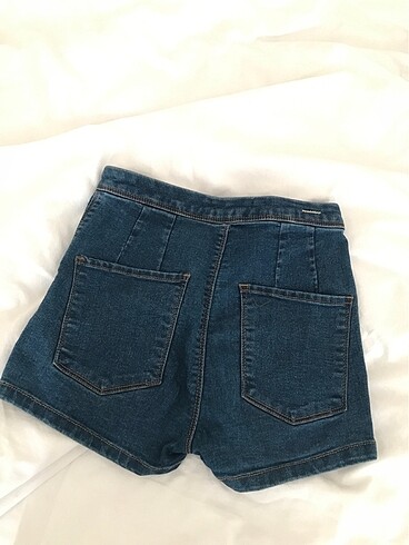 32 Beden Jean sort