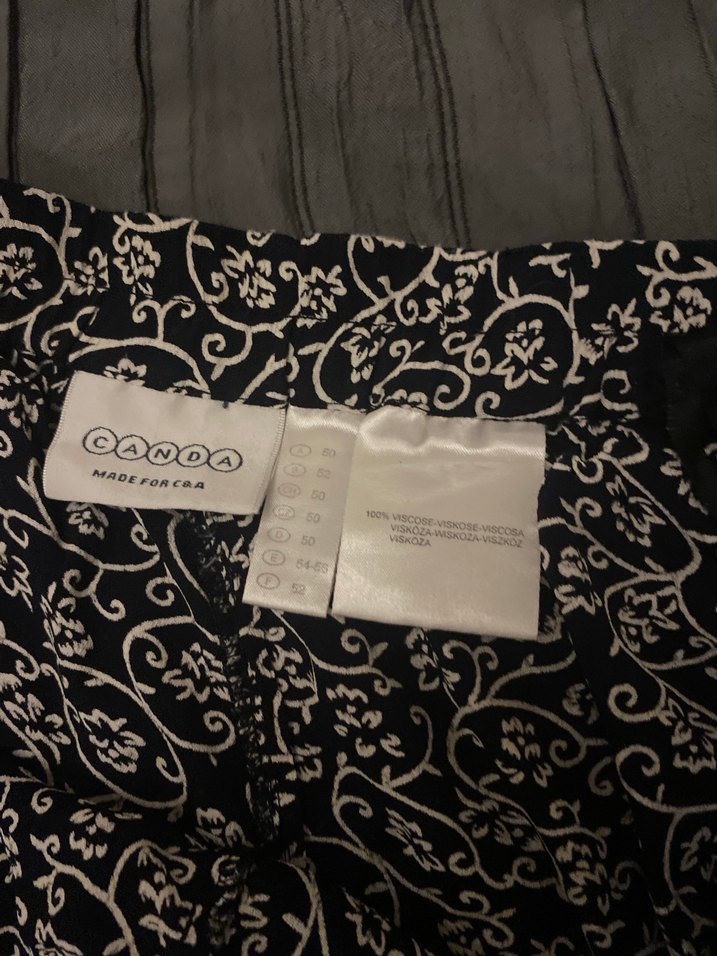 Çok rahat siyah beyaz cepli şort - Görsel 4