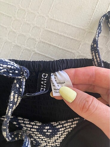 m Beden H&M askılı crop