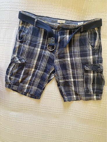 KOTON 46 BEDEN PALASKA KEMERLİ UNISEX ŞORT