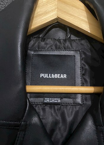 Pull and Bear Kadın Siyah Deri Biker Ceket