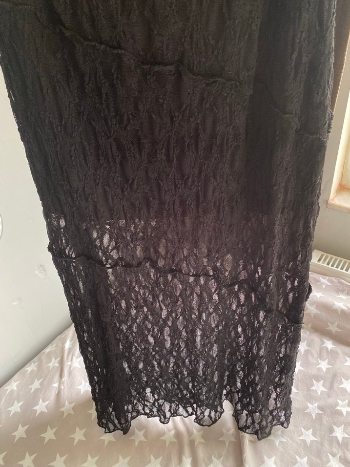 Siyah dantel Dökümlü Etek - Görsel 2