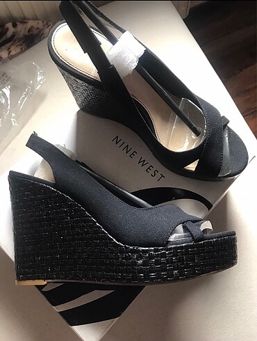 Nine West Dolgu topuk şık kumaş ayakkabı
