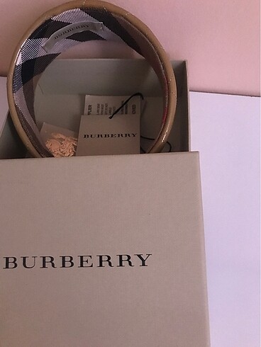  Beden ten rengi Renk BURBERRY Saç Tacı Sıfır orjinal ürün