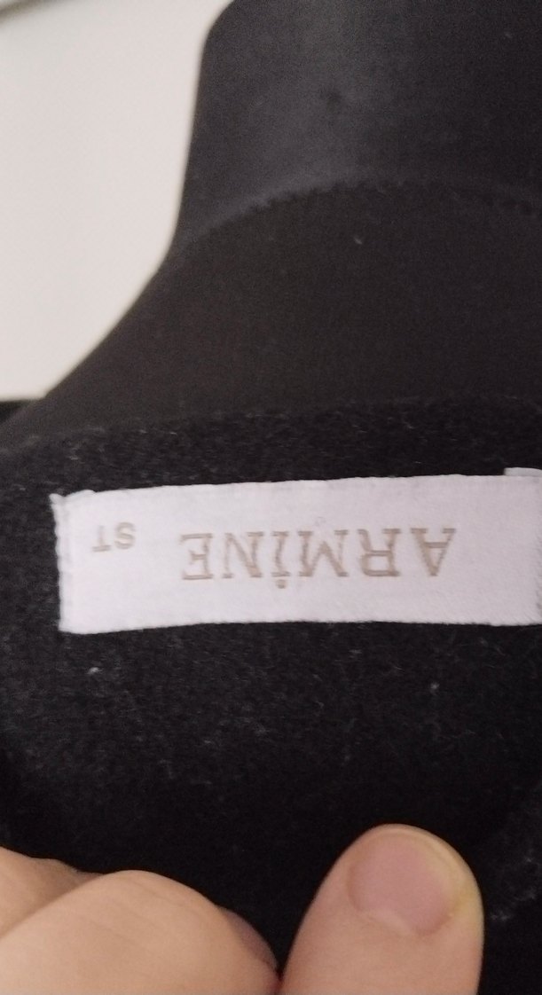 Uzun Siyah Kemerli Kadın Kaban - Görsel 4