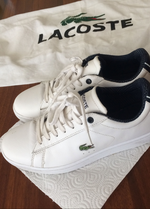 Lacoste kaliteyi ve tarzı sevenlere 