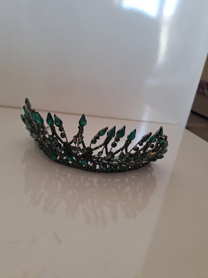 Diger Turkuaz Parlak Taşlı Gotik Taç - Görsel 5