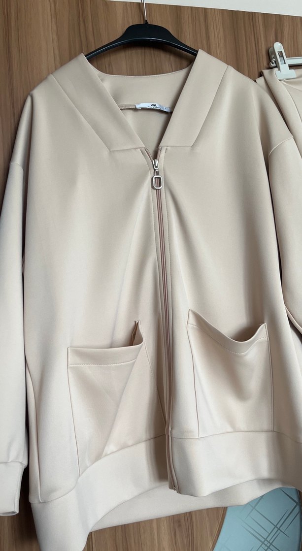 Bej Mini Kadın Eşofman Takımı - Görsel 2