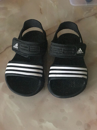 Adidas sandalet 23 no