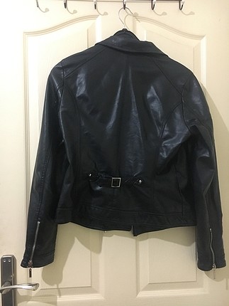 m Beden siyah Renk Kolları Gül detaylı kot ceket 