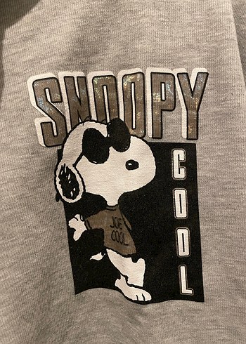 Gri Kapüşonlu Snoopy Baskılı Sweatshirt - Görsel 4