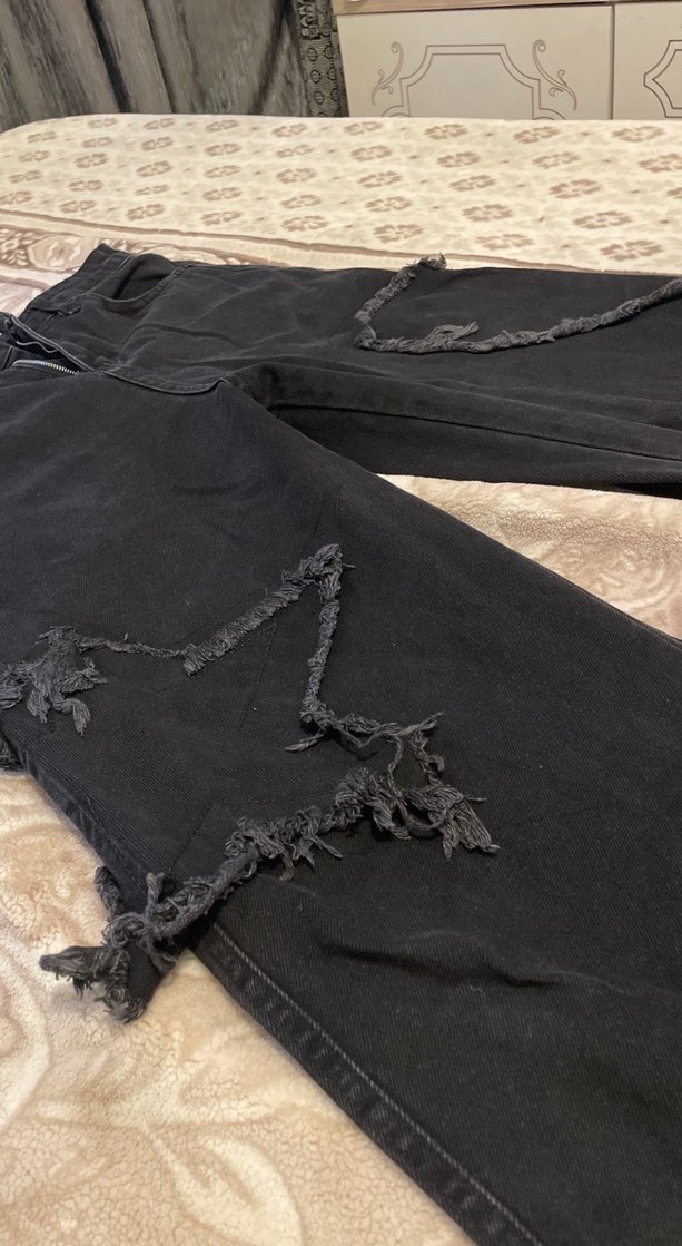 Siyah Yırtık Salaş Kadın Jean - Görsel 2