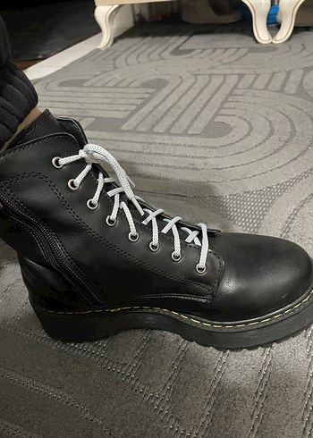 Siyah Deri Platform Bot - Görsel 3