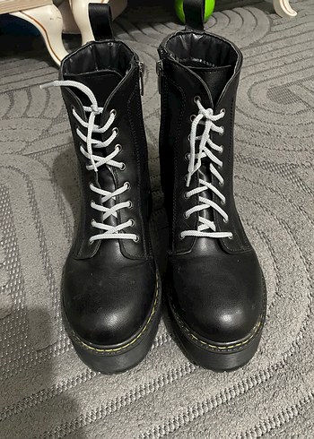 Siyah Deri Platform Bot - Görsel 5