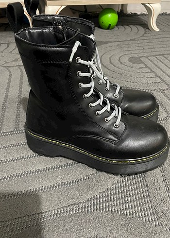 Siyah Deri Platform Bot - Görsel 6