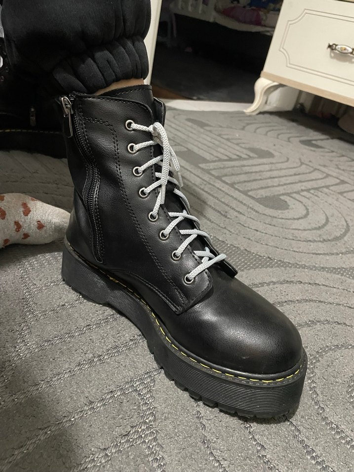 Siyah Deri Platform Bot - Görsel 2