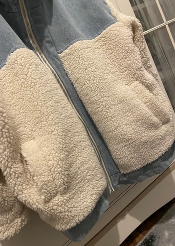 Peluş Detaylı kot-Beyaz Kadın Ceket - Görsel 4