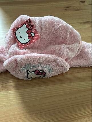 Hello Kitty şapka