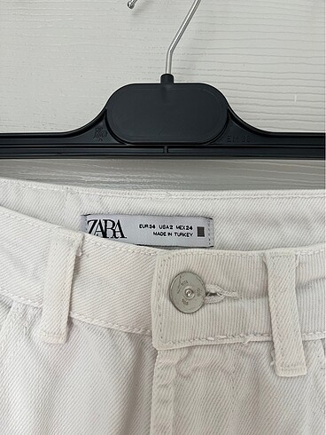 Zara Beyaz Jean (Zara)