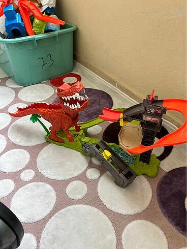 Hotwheels konuşan dinazor