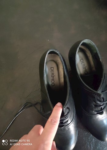 Derimod Siyah Stiletto Topuklu Kadın Klasik Ayakkabı