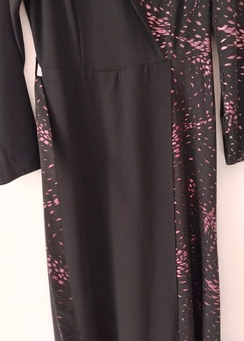 Uzun Siyah Drapeli V Yakalı Elbise - Görsel 3