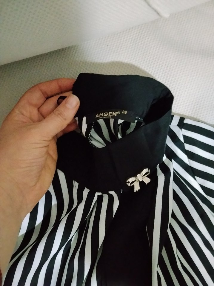 Çizgili, Pileli, Uzun Kollu Kadın Gömlek - Görsel 2