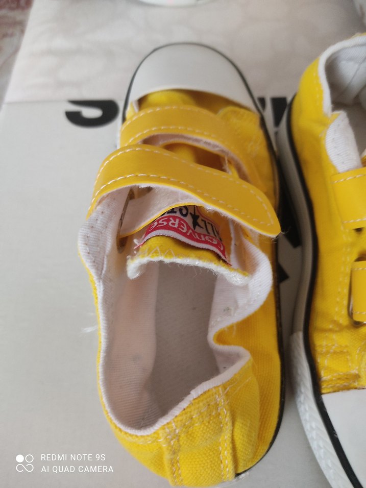 Kız Çocuk Sarı Cırt Cırtlı Spor Ayakkabı - Görsel 4