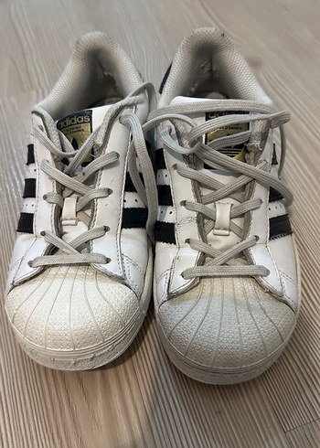 Adidas Beyaz Siyah Çizgili Bağcıklı Spor Ayakkabı - Görsel 4