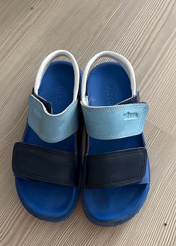 Erkek Çocuk Mavi Tokalı Terlik - Görsel 3