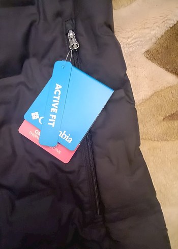 Columbia Siyah Kapüşonlu Erkek Mont - Görsel 2