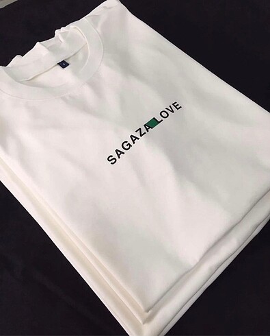 Sagaza Love tshirt