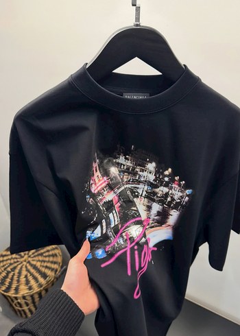Balenciaga Siyah Baskılı Oversize Erkek Tişört - Görsel 4