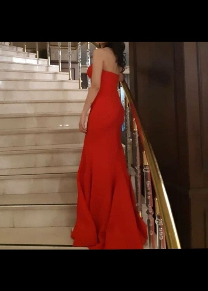 Yırtmaçlı abiye - Görsel 2