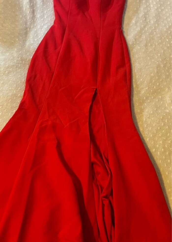 Yırtmaçlı abiye - Görsel 3