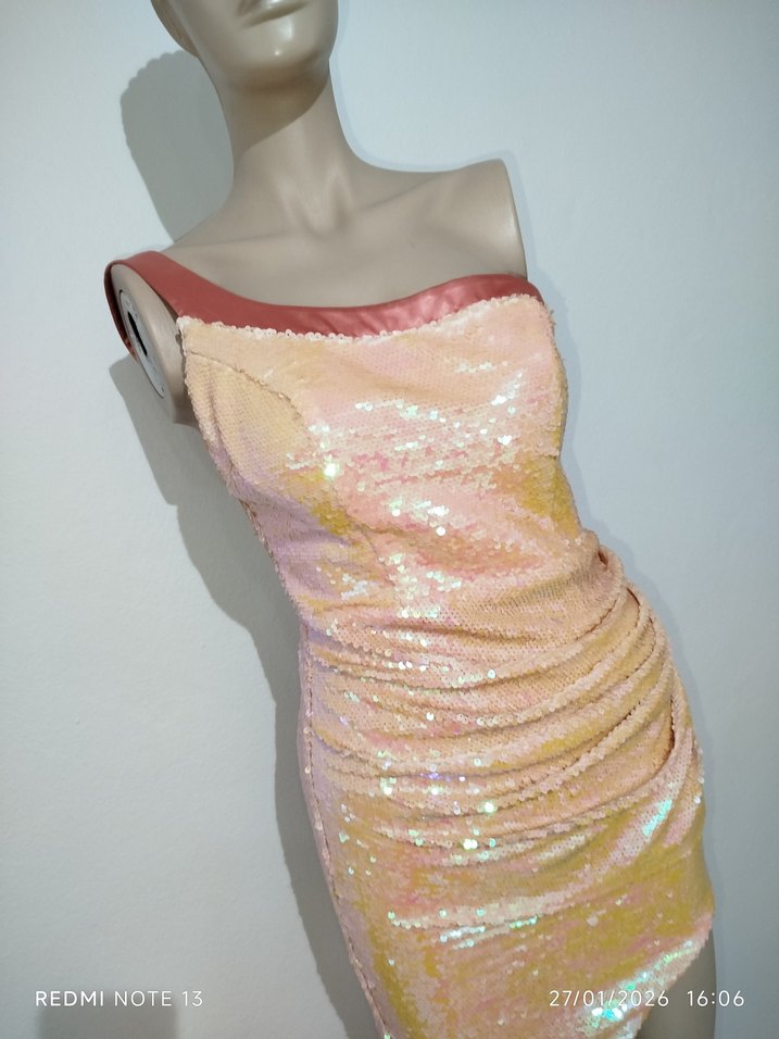 Pembe Drapeli Straplez Uzun Abiye Elbise - Görsel 4