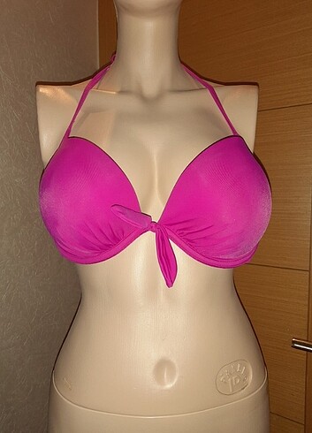 Bikini üstü