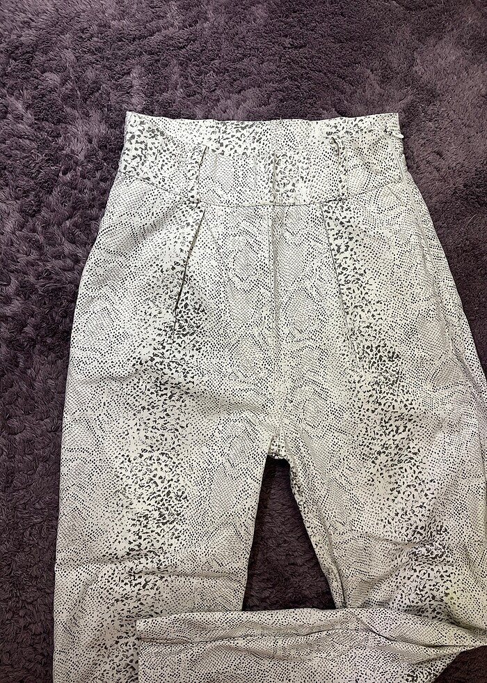 Bershka pantolon - Görsel 2