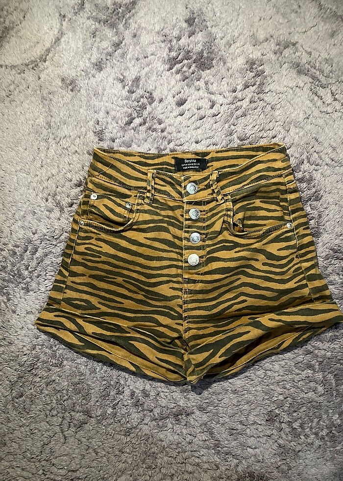 Bershka şort - Görsel 2