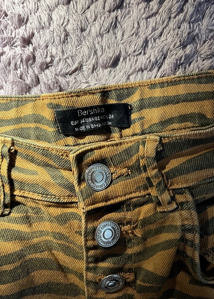 Bershka şort - Görsel 4