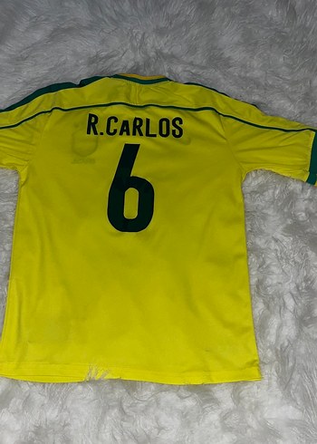 Nike R Carlos 6 Numarali Sari Brezilya Futbol Formasi