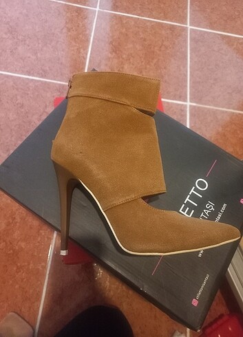 Suet Stiletto çizme