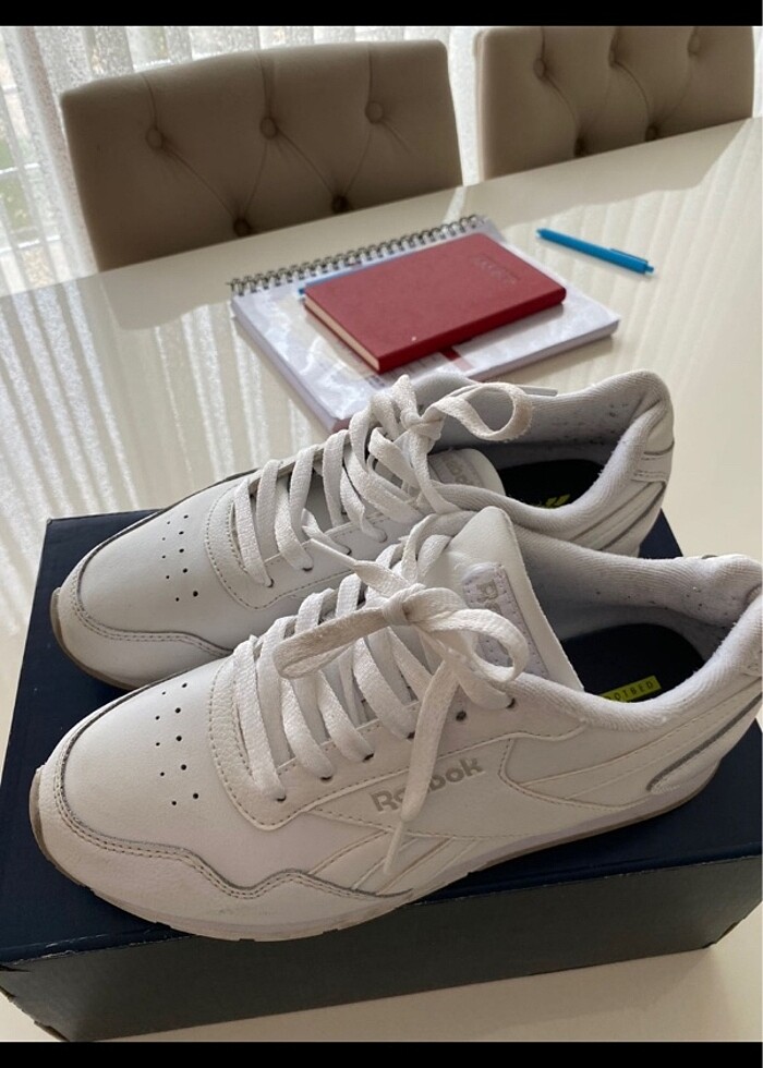 Reebok spor ayakkabı - Görsel 2