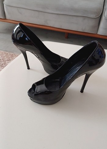 Siyah Rugan Açık Burunlu Topuklu Kadın Ayakkabı - Görsel 4